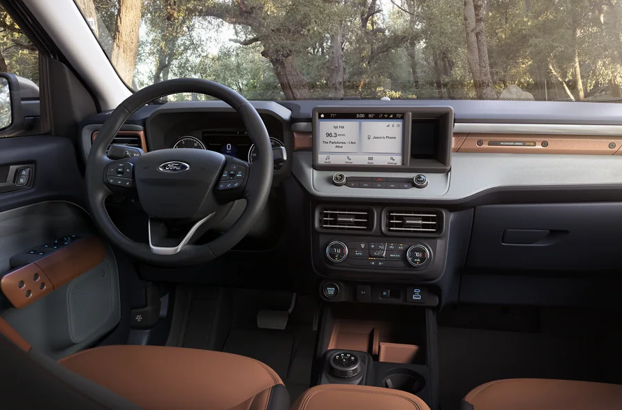2023 Ford Maverick Manual Transmission Interior