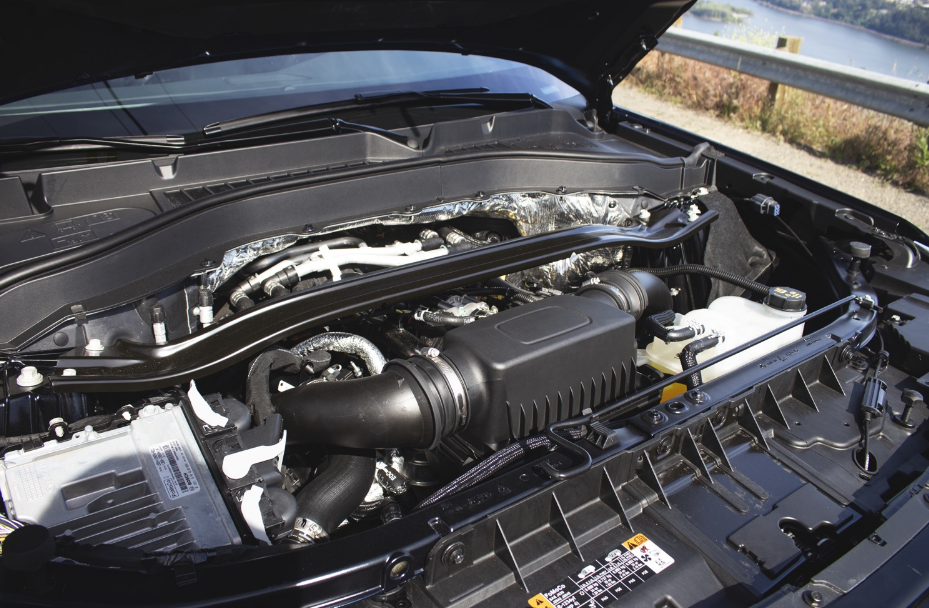 2023 Ford Explorer XLT Engine