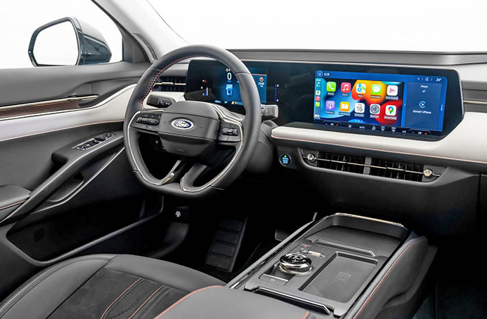 2024 Ford Taurus Interior