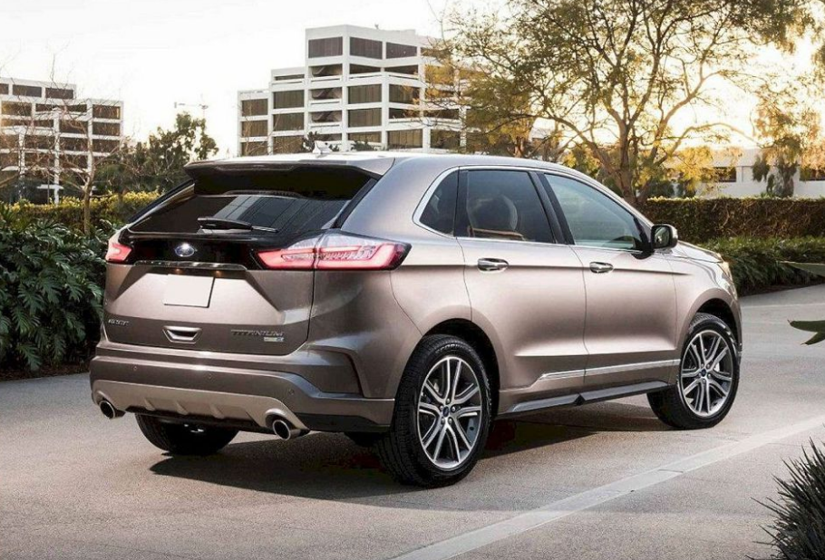 2024 Ford Edge Titanium: Luxury and Performance in One Package